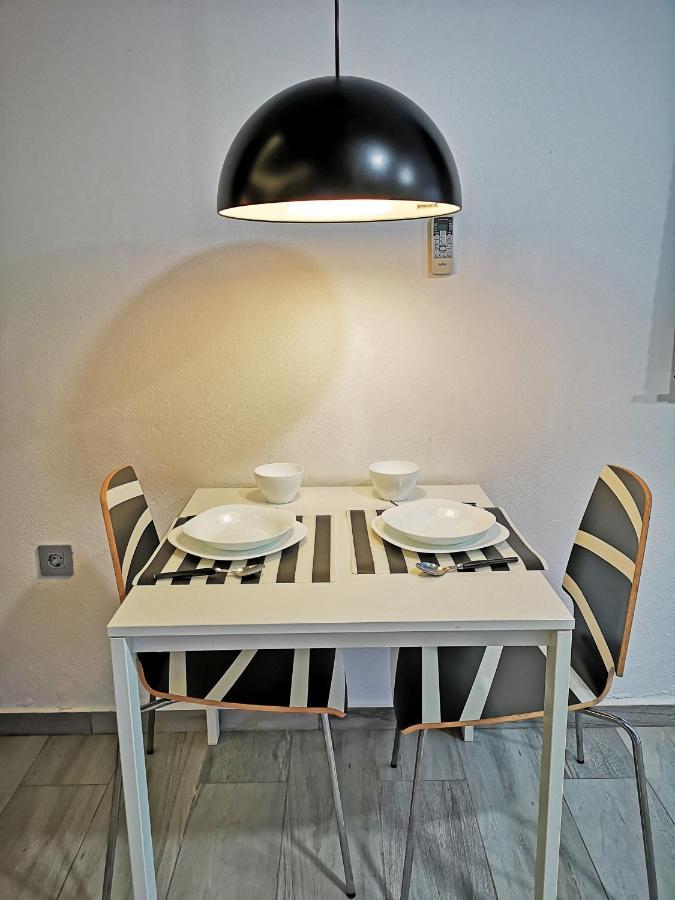 Conil Red-Black Apartment Кониль-де-ла-Фронтера Экстерьер фото